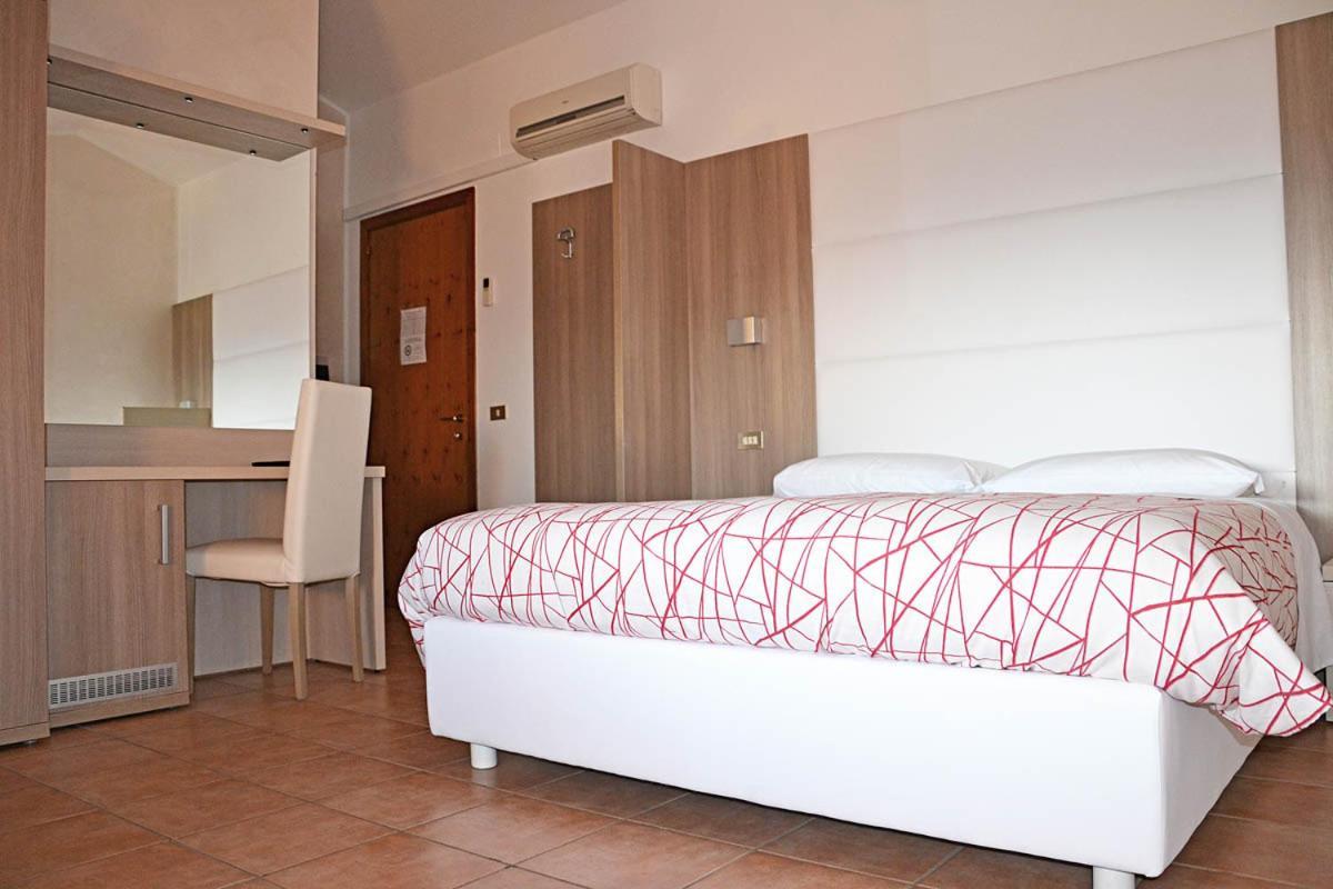Agriturismo "Gli Olmi" Corropoli Esterno foto